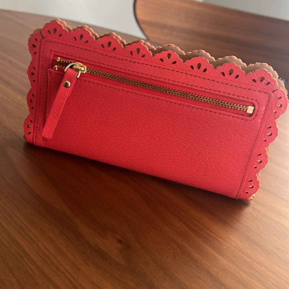 Kate Spade Wallet - Picture 2 of 3